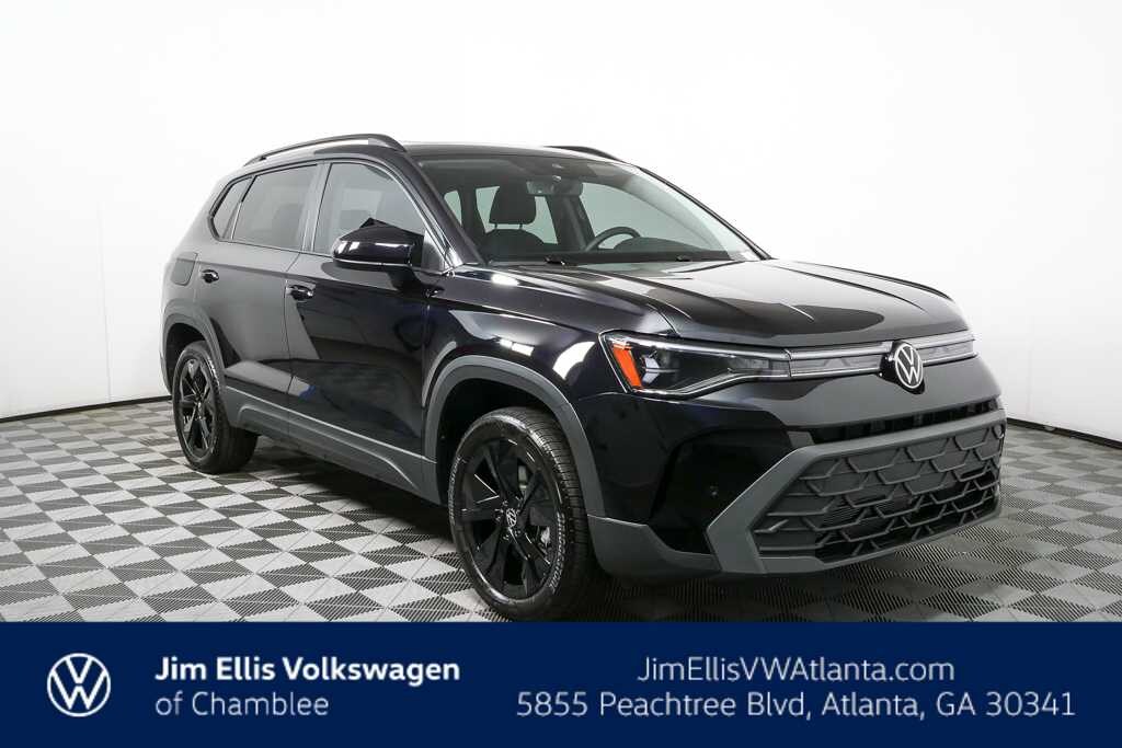 New 2026 Volkswagen Taos 1.5T SE Black SUV