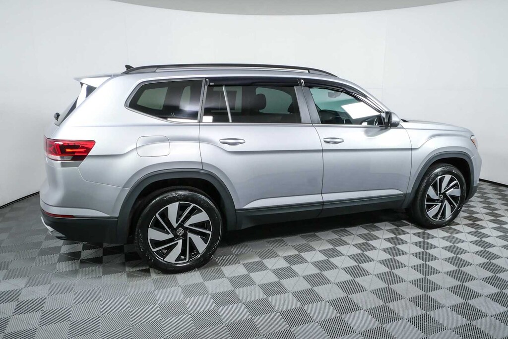 Certified 2024 Volkswagen Atlas 2.0T SE w/Technology SUV
