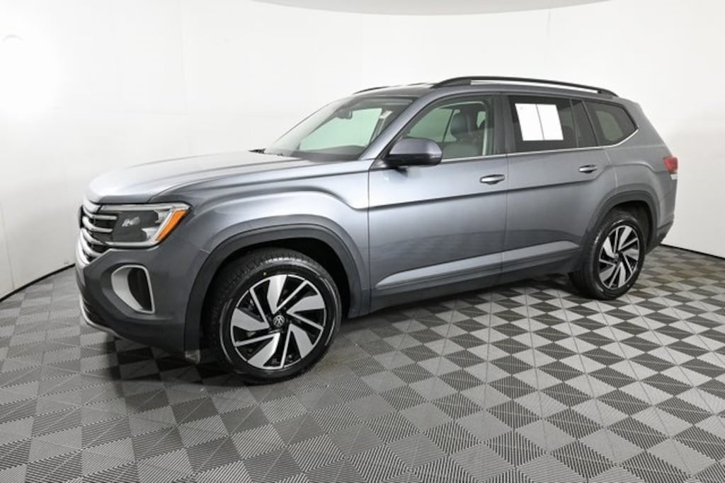 Certified 2025 Volkswagen Atlas 2.0T SE w/Technology SUV