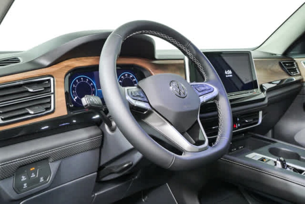 New 2026 Volkswagen Atlas SE SUV