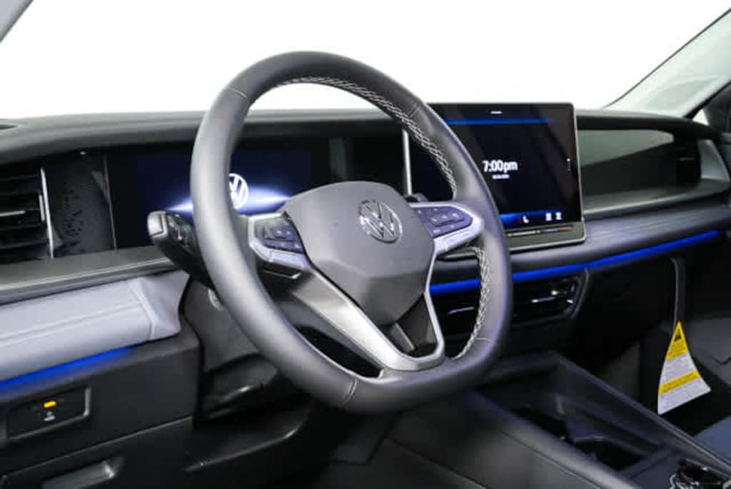 New 2026 Volkswagen Tiguan 2.0T SE SUV