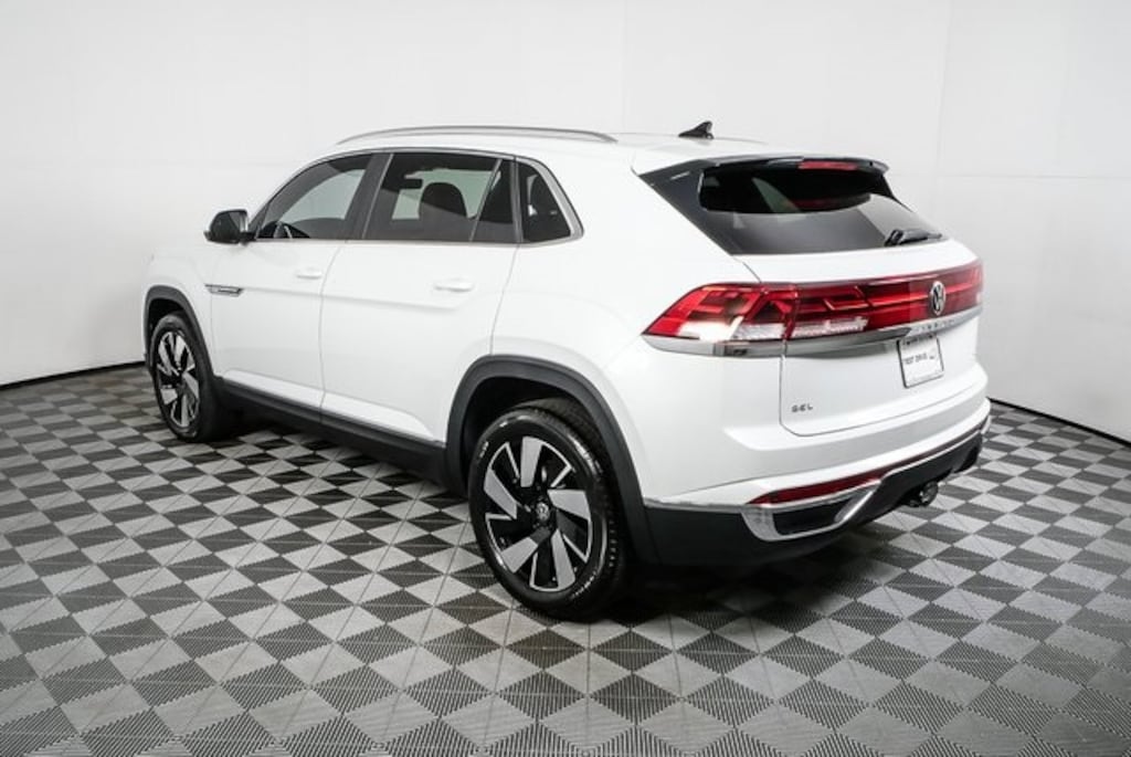 New 2026 Volkswagen Atlas Cross Sport 2.0T SEL SUV