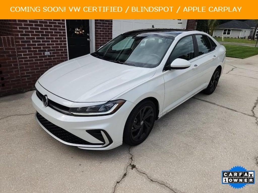 Certified 2025 Volkswagen Jetta 1.5T SE Sedan