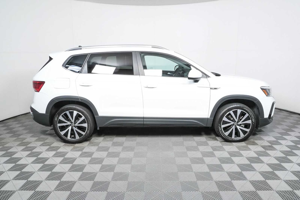 Certified 2023 Volkswagen Taos 1.5T SE SUV