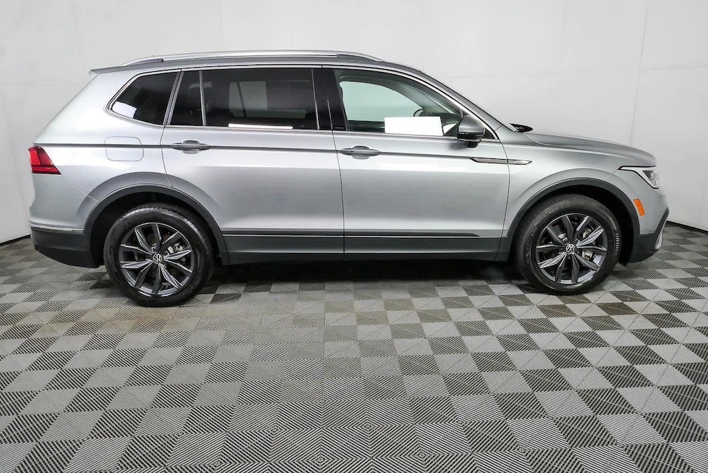 Certified 2023 Volkswagen Tiguan 2.0T SE SUV