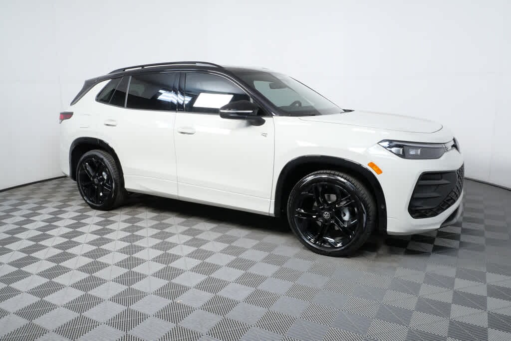 New 2026 Volkswagen Tiguan 2.0T SE R-Line Black SUV
