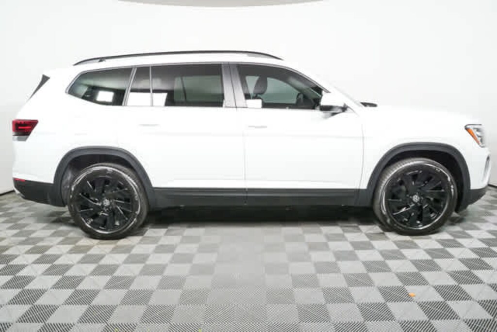 New 2026 Volkswagen Atlas 2.0T SE w/Technology SUV