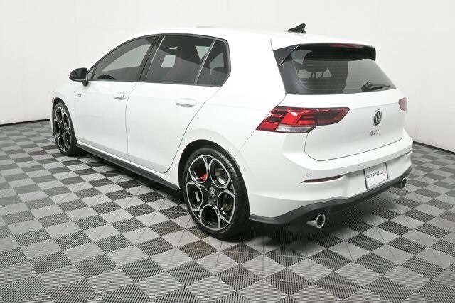 2025 Volkswagen Golf GTI Autobahn photo 4