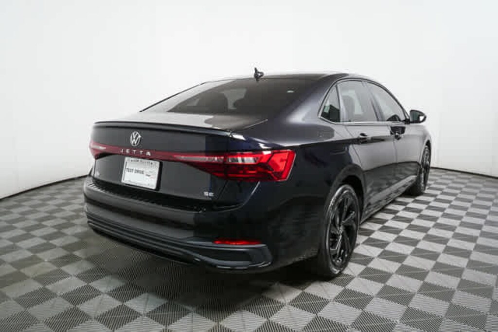 New 2026 Volkswagen Jetta 1.5T SE Sedan