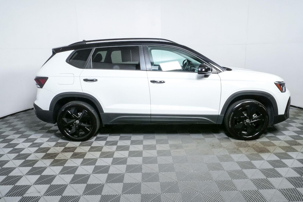 Certified 2025 Volkswagen Taos 1.5T SE Black SUV