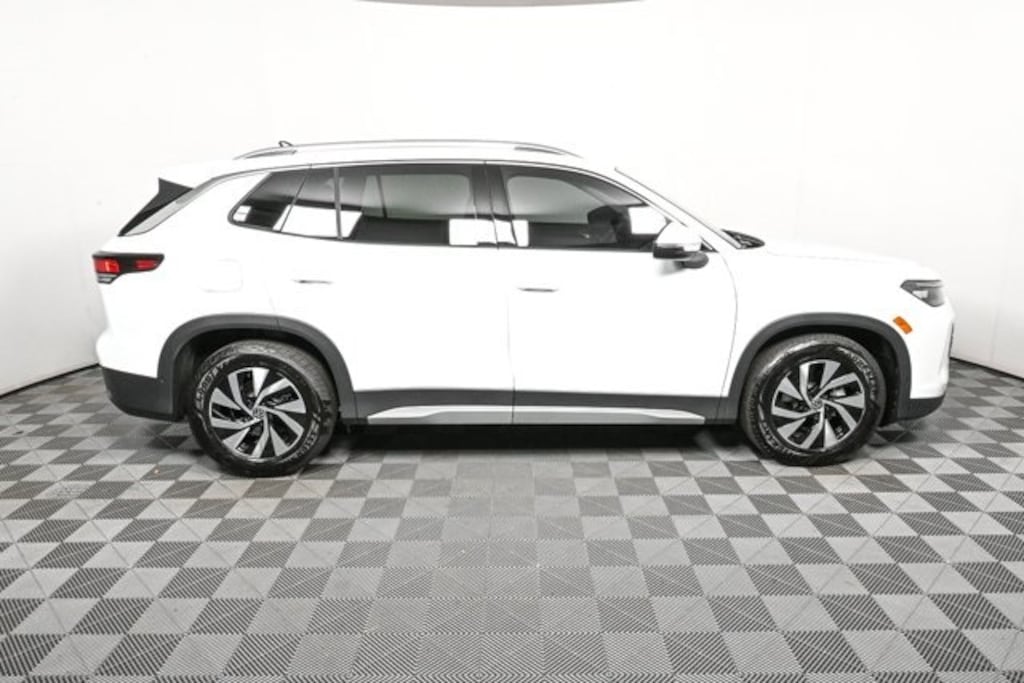 New 2026 Volkswagen Tiguan 2.0T S SUV