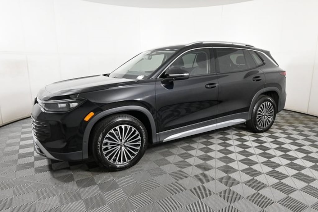 New 2025 Volkswagen Tiguan 2.0T S SUV