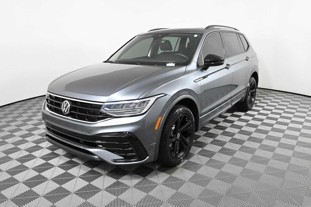 Certified 2023 Volkswagen Tiguan 2.0T SE R-Line Black SUV