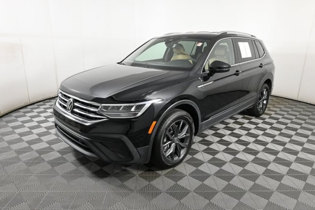 Certified 2022 Volkswagen Tiguan 2.0T SE SUV