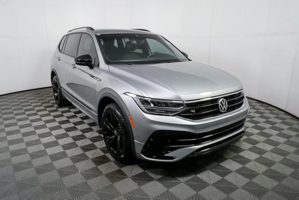 Certified 2023 Volkswagen Tiguan 2.0T SE R-Line Black SUV