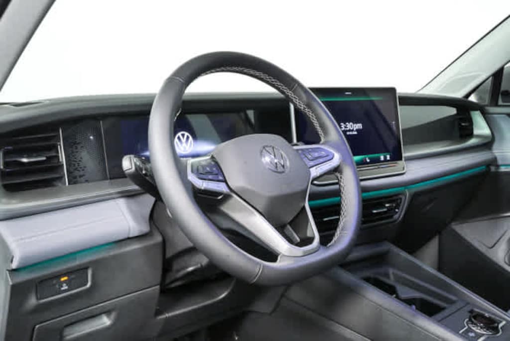 New 2026 Volkswagen Tiguan SE SUV