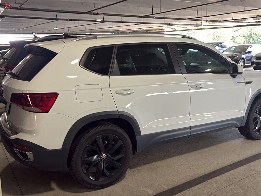 Certified 2022 Volkswagen Taos 1.5T SE SUV