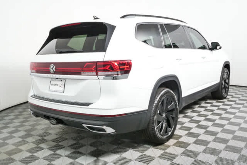 New 2026 Volkswagen Atlas 2.0T SE w/Technology SUV