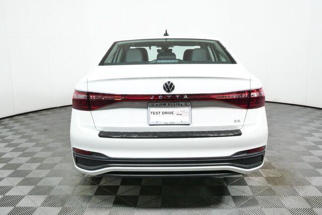New 2027 Volkswagen Jetta 1.5T SE Sedan