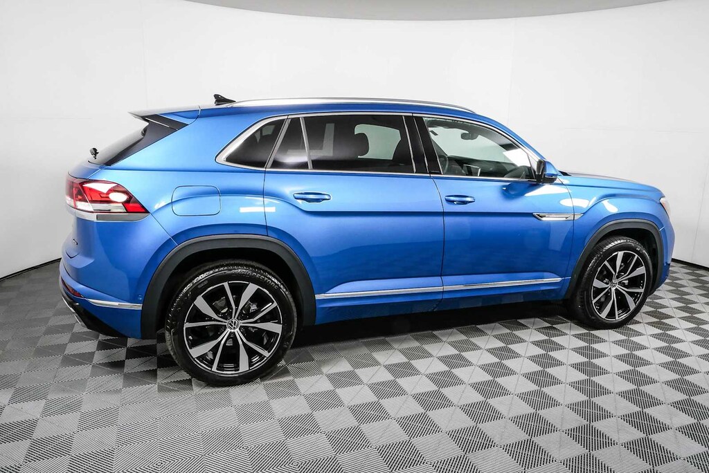 Certified 2025 Volkswagen Atlas Cross Sport 2.0T SEL Premium R-Line SUV