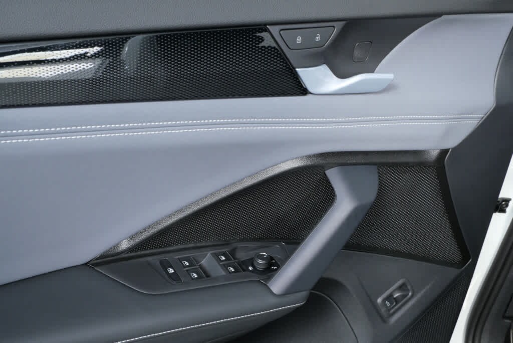 New 2026 Volkswagen Tiguan 2.0T SE R-Line Black SUV