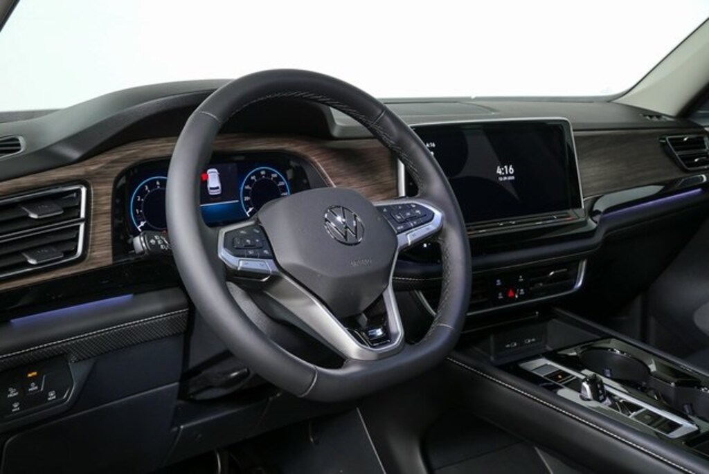 New 2026 Volkswagen Atlas 2.0T SEL Premium R-Line SUV