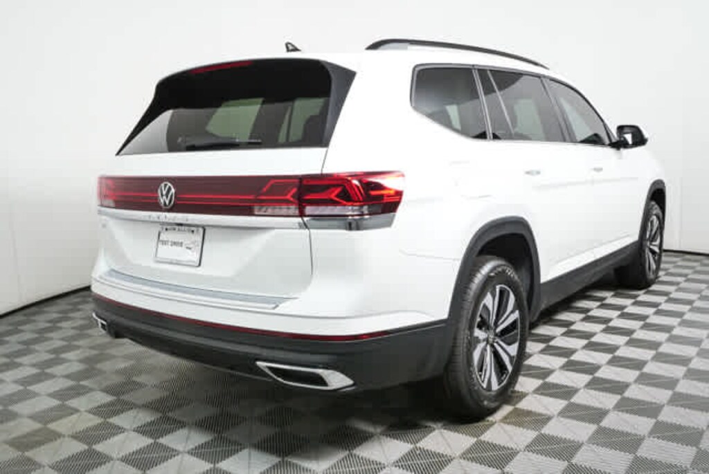 New 2026 Volkswagen Atlas SE SUV