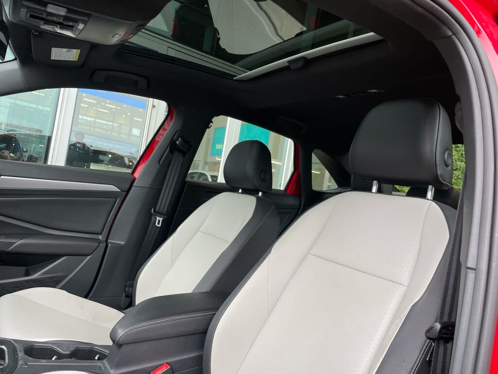 Certified 2021 Volkswagen Jetta 1.4T R-Line Sedan