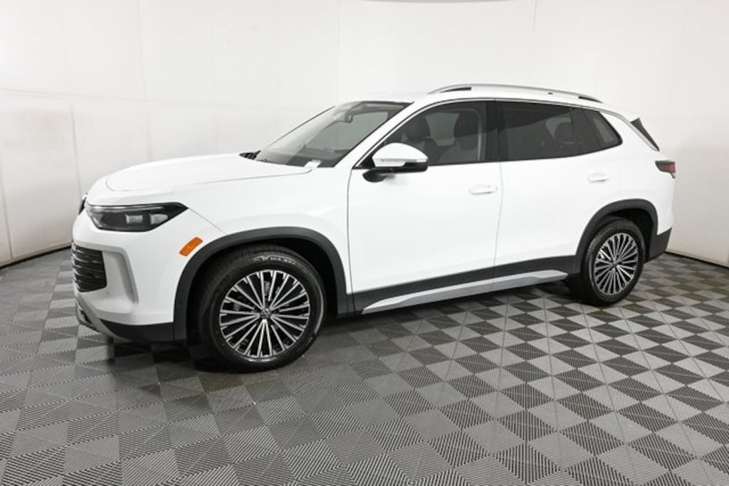 New 2025 Volkswagen Tiguan 2.0T S SUV