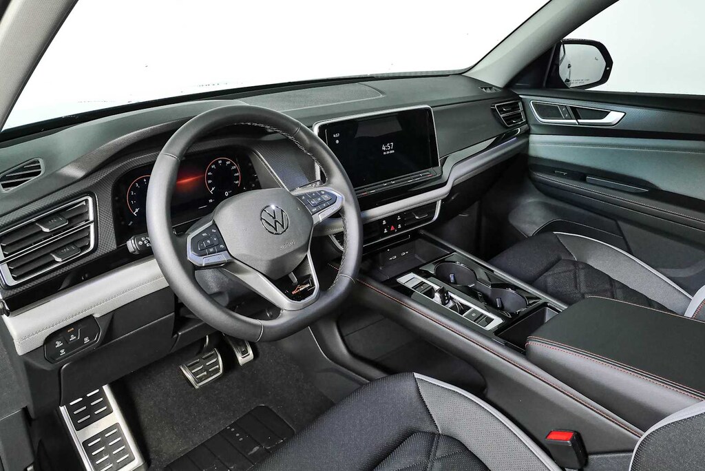 New 2026 Volkswagen Atlas 2.0T Peak Edition SUV