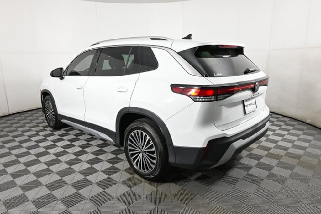 New 2025 Volkswagen Tiguan 2.0T S SUV