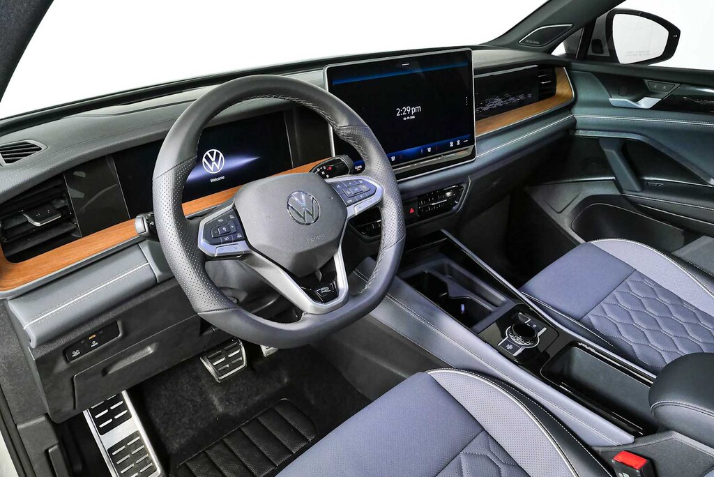 New 2026 Volkswagen Tiguan SEL R-Line Turbo SUV