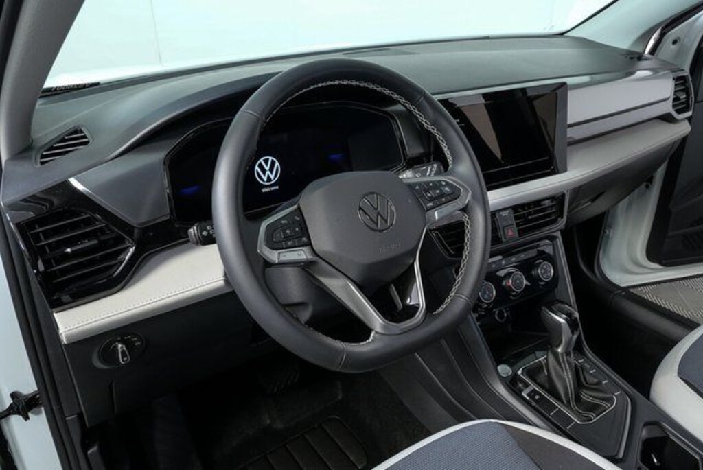 New 2026 Volkswagen Taos 1.5T S SUV