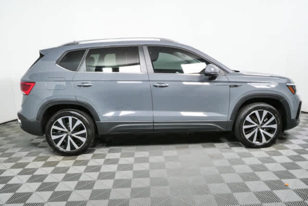 Certified 2023 Volkswagen Taos 1.5T SE SUV