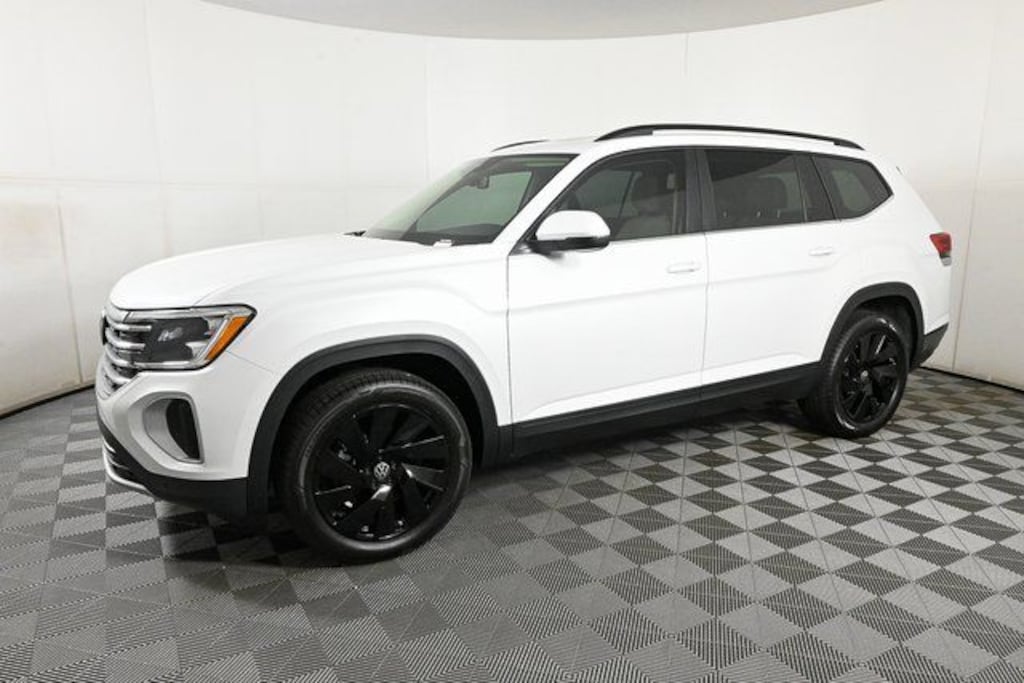 New 2026 Volkswagen Atlas 2.0T SE w/Technology SUV