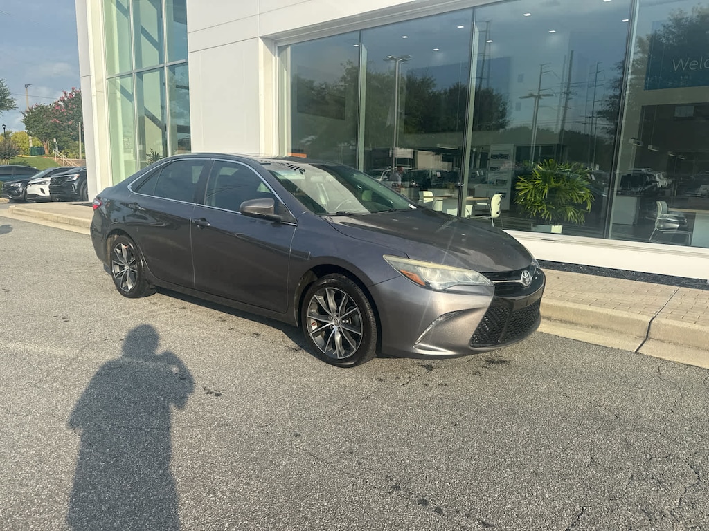Used 2016 Toyota Camry XSE Sedan