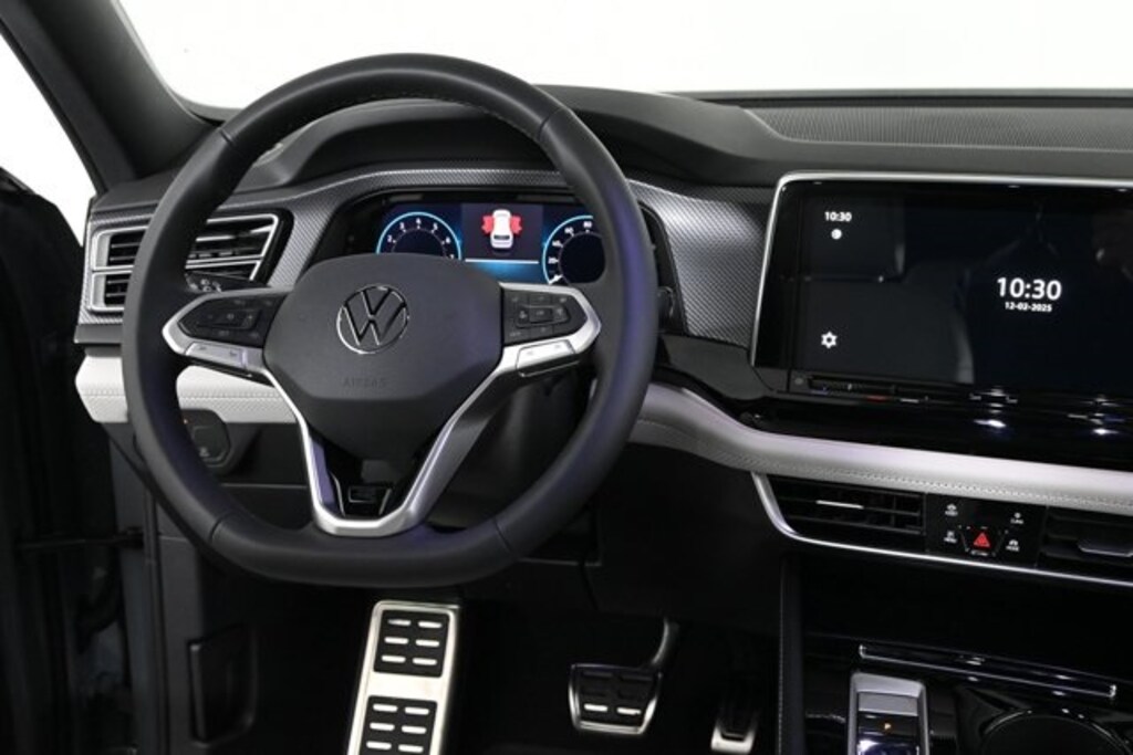 New 2026 Volkswagen Atlas Cross Sport 2.0T SEL Premium R-Line SUV