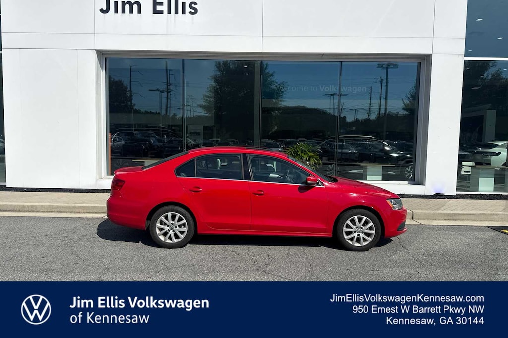 Used 2014 Volkswagen Jetta 1.8T SE w/Connectivity/Sunroof Sedan