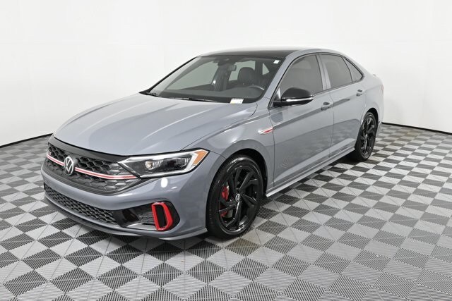 2024 Volkswagen Jetta GLI 2.0T Autobahn photo 2