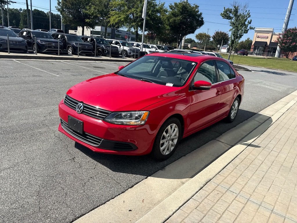 Used 2014 Volkswagen Jetta 1.8T SE w/Connectivity/Sunroof Sedan