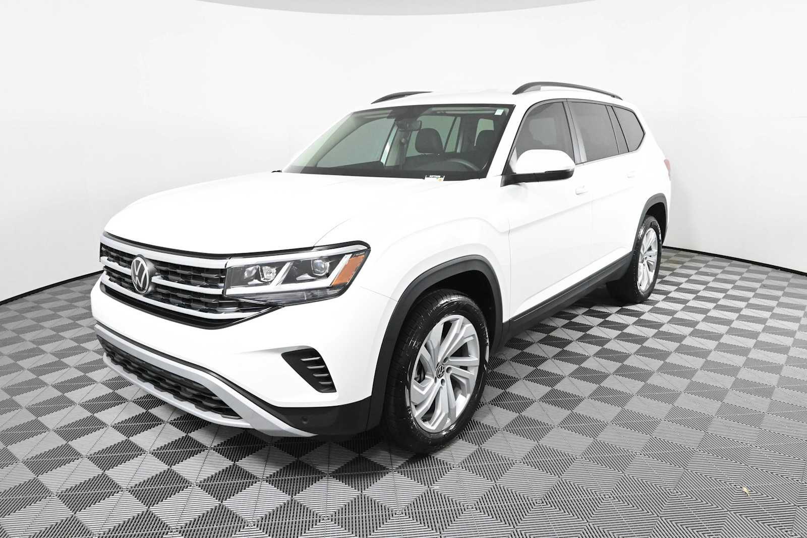 Certified 2023 Volkswagen Atlas 3.6L V6 SE w/Technology SUV