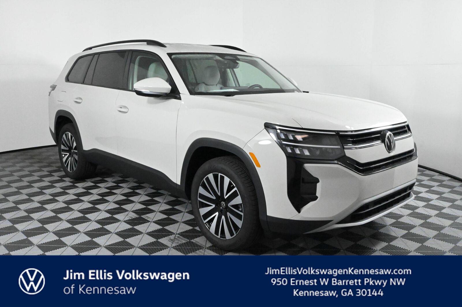 New 2027 Volkswagen Atlas SE w/Technology SUV