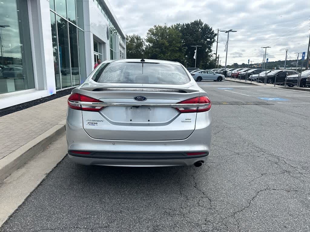 Used 2017 Ford Fusion SE Sedan
