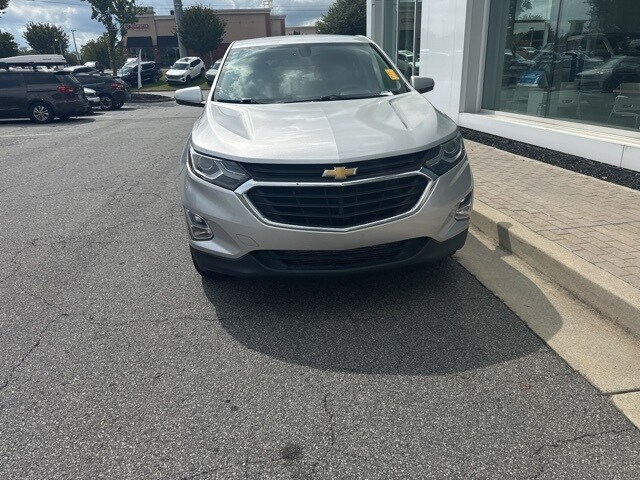 2019 Chevrolet Equinox LT photo 2