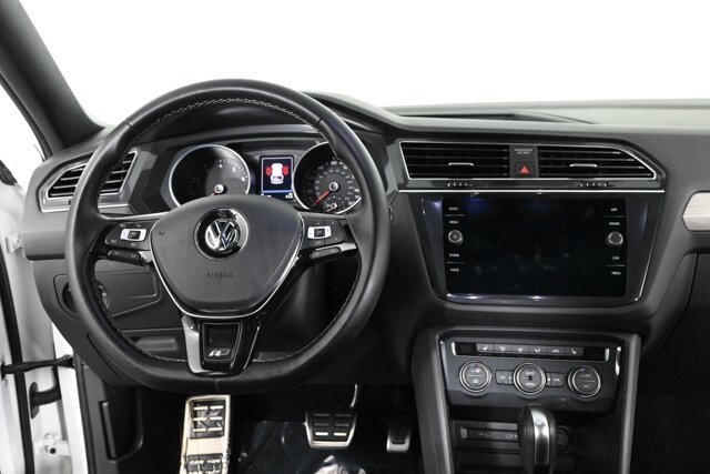 2021 Volkswagen Tiguan SE R-Line photo 3