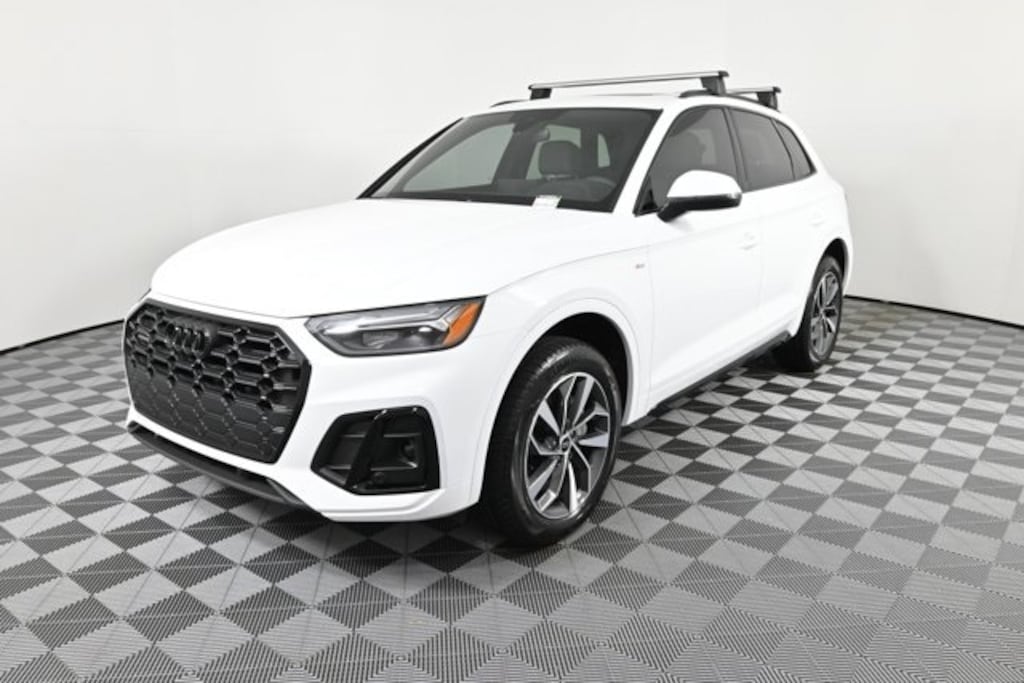 Used 2024 Audi Q5 45 S line Premium SUV