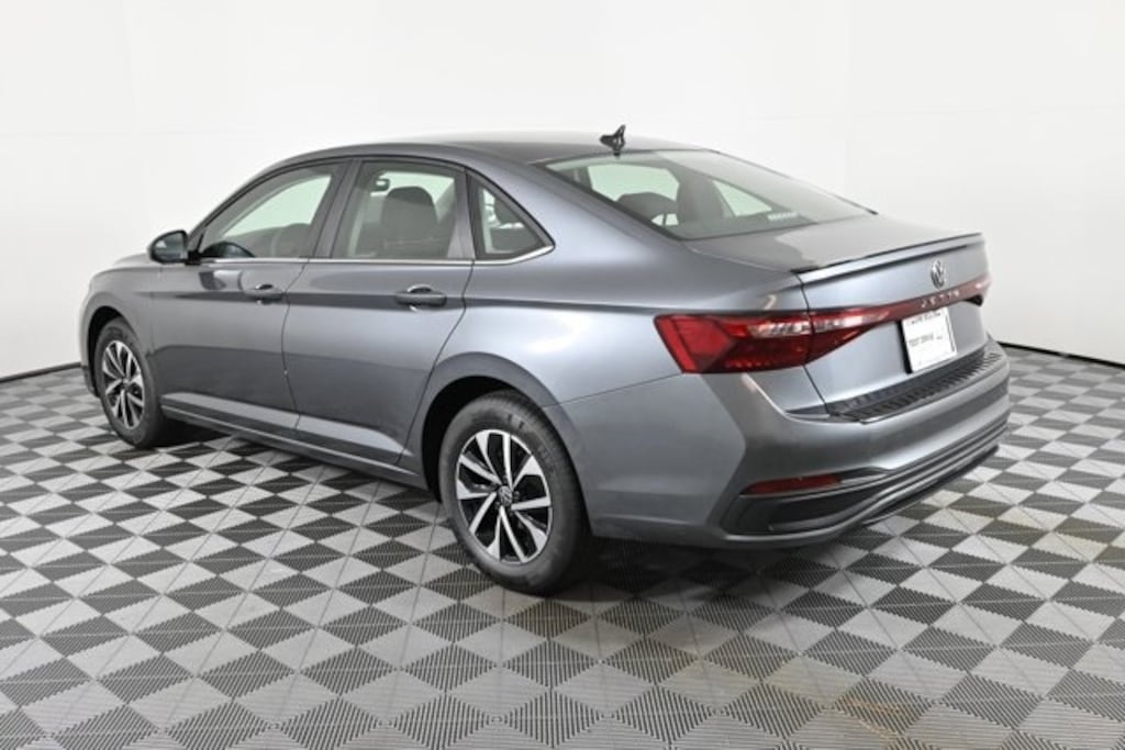 New 2025 Volkswagen Jetta 1.5T S Sedan