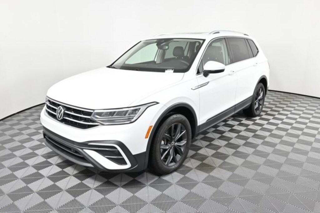 Certified 2022 Volkswagen Tiguan 2.0T SE SUV