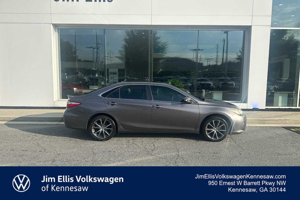 Used 2016 Toyota Camry XSE Sedan