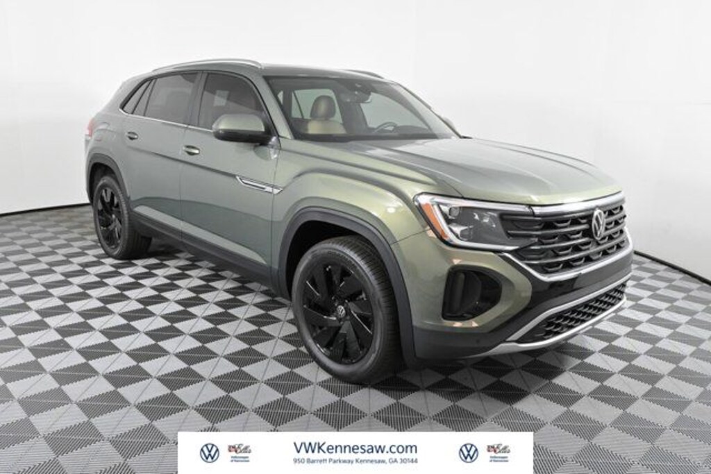 New 2026 Volkswagen Atlas Cross Sport 2.0T SE w/Technology SUV